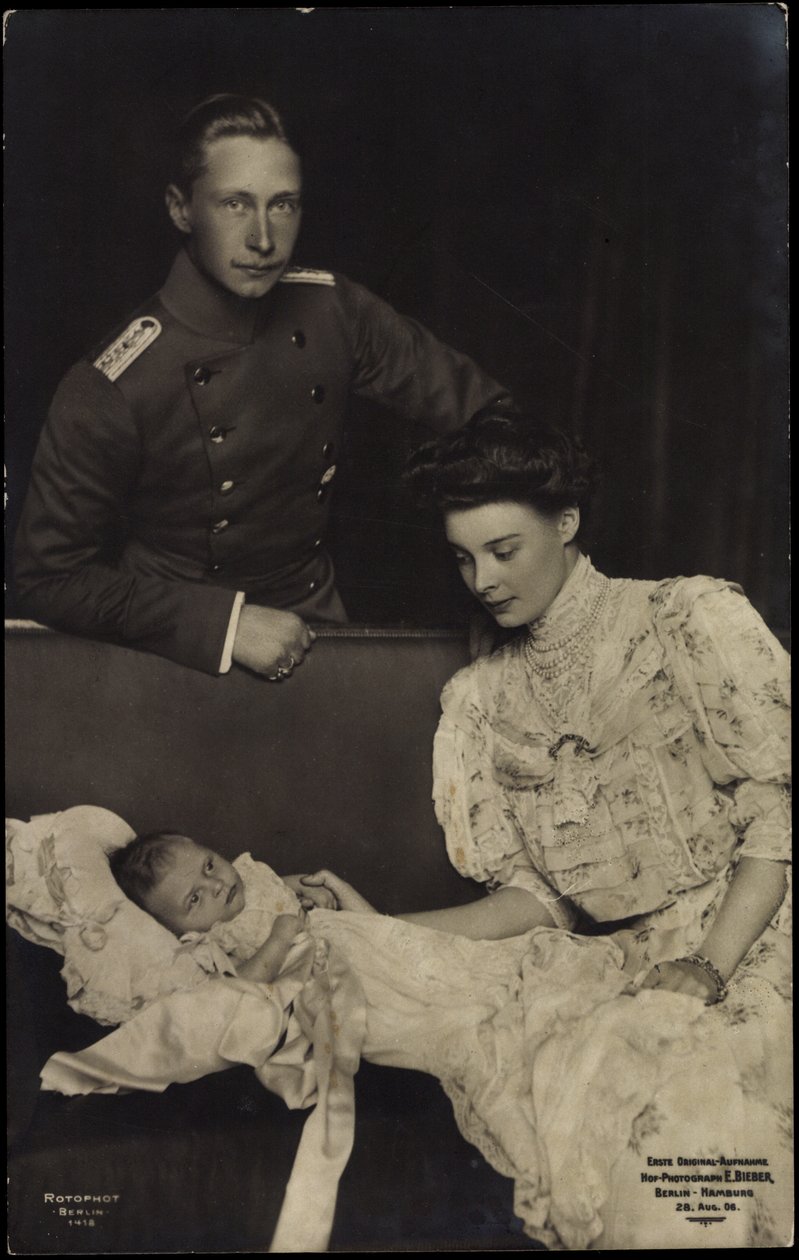 Kronprinsparret, Friedrich Wilhelm, Cecilie, RPH 1418 af Photographer German