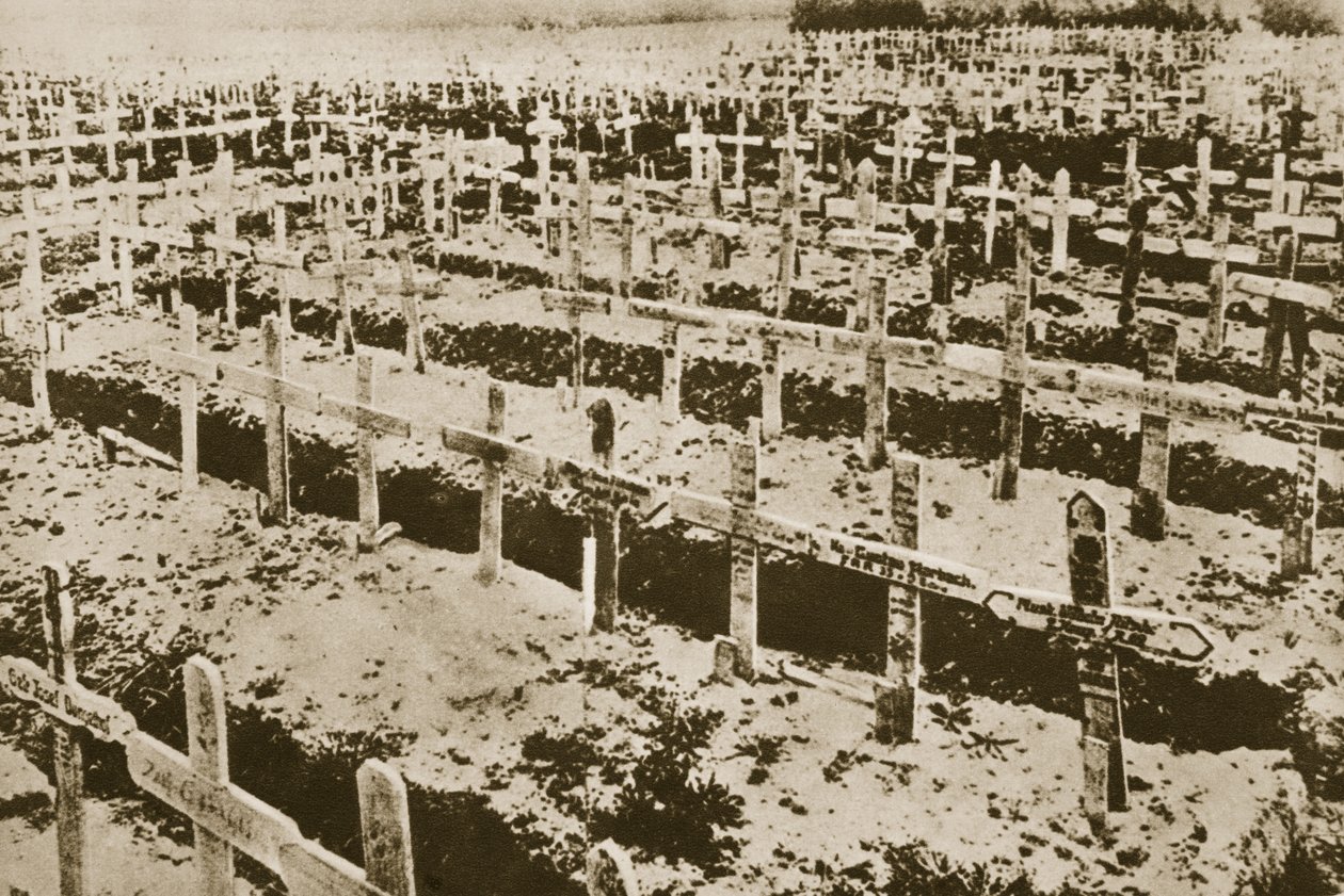 I Vesten intet nyt: En tysk kirkegård i Frankrig (sepia foto) af Photographer German