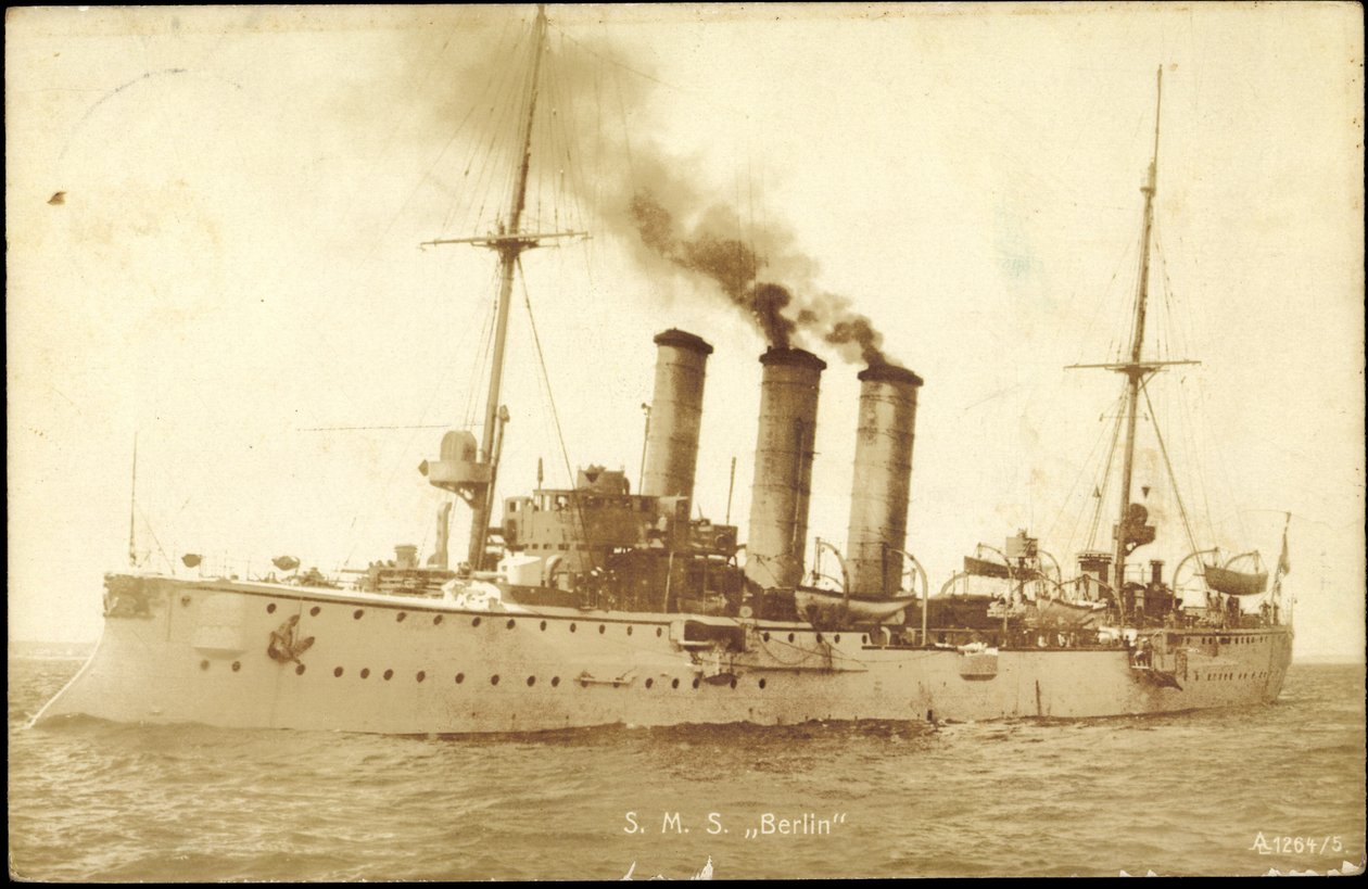 Foto Krigsskibe Tyskland, S. M. S. Berlin af Photographer German