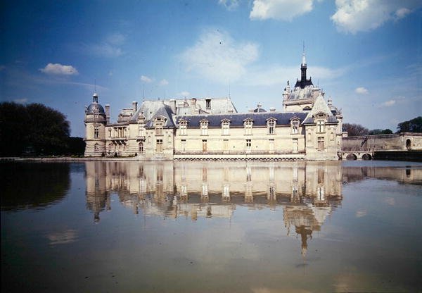Udsigt over Grand og Petit Chateau af Pierre and Bullant Daumet