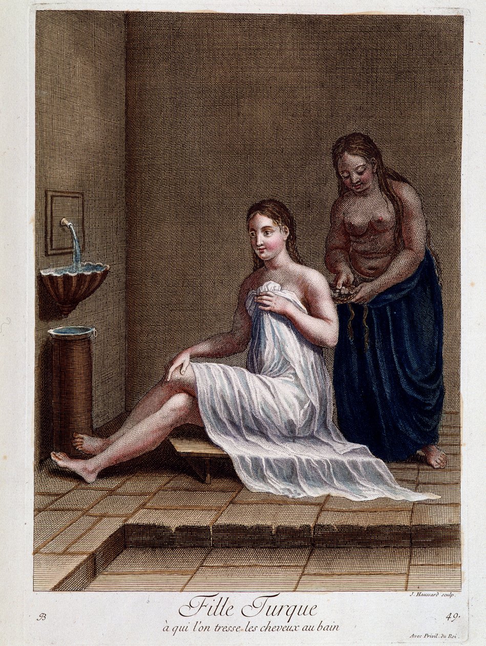 Tyrkisk pige, til hvem håret flettes i badet - i "" Samling af 100 tryk, der repræsenterer forskellige nationer i Levanten i 1707 og 1708" efter ordre fra M. de Frriol, kongens ambassadør ved Porte og opdateret i 1712-13 under pleje af M. Le Hay, af Pierre François Basan