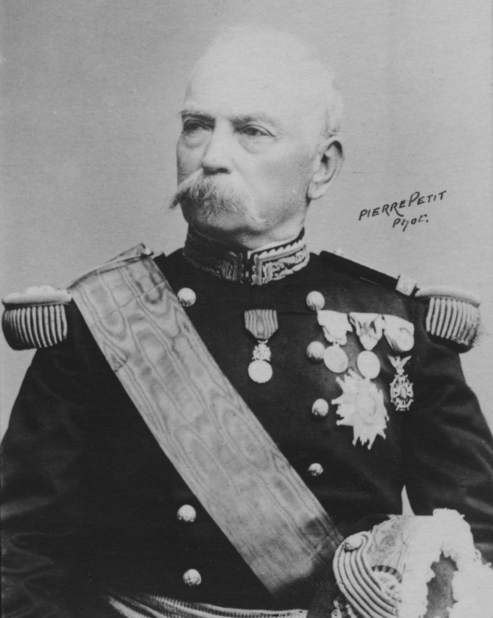 General Billot, c1893 af Pierre Petit