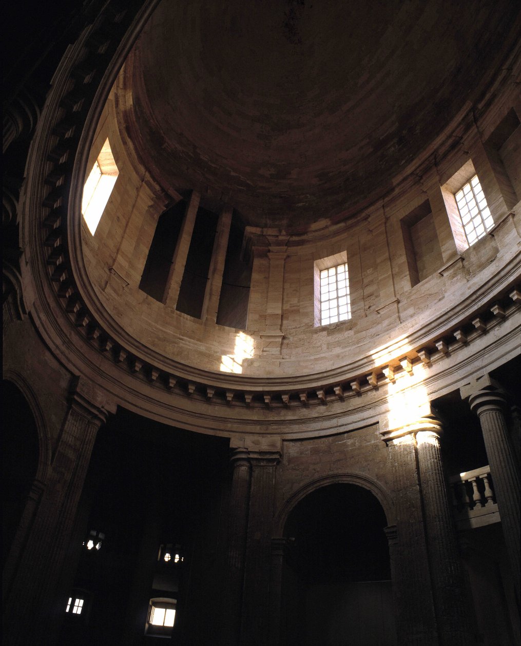 Barokarkitektur: Chapel of the Old Charite (1679 - 1707), klosteret Marseille, af arkitekten Pierre Puget (1622 - 1694). Indvendig udsigt. Marseille, Bouches du Rhone (Bouches-du-Rhone) (13). af Pierre Puget