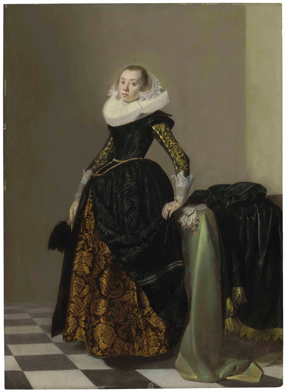 Portræt af en rigt klædt ung dame i fuld længde foran et draperet bord af Pieter Codde
