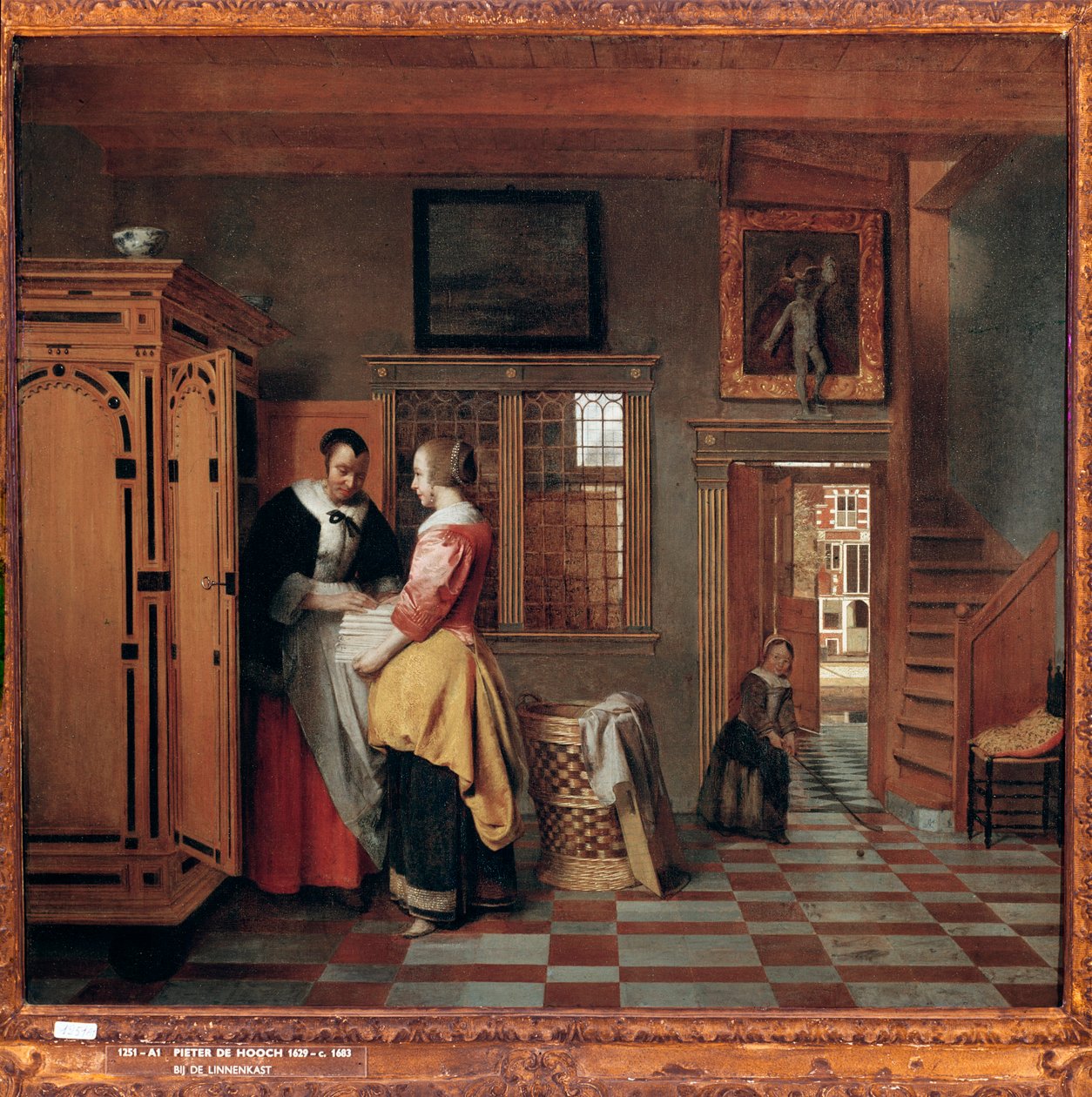 Interiør med kvinder ved siden af en linnedkiste af Pieter de Hooch