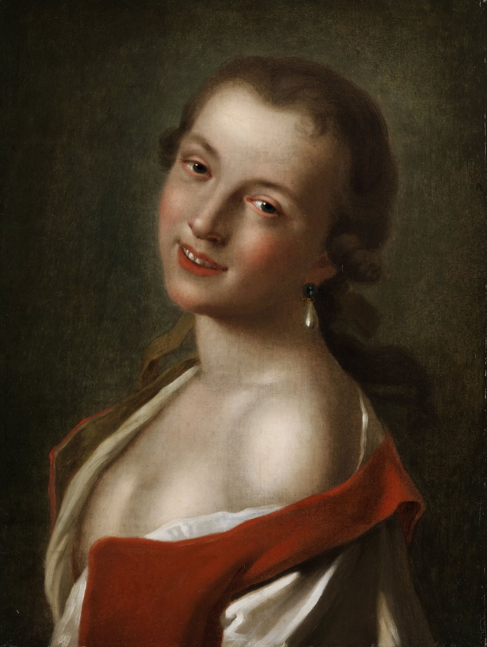 Halvt portræt af en ung smilende pige med en dråbeformet perleørering af Pietro Antonio Rotari