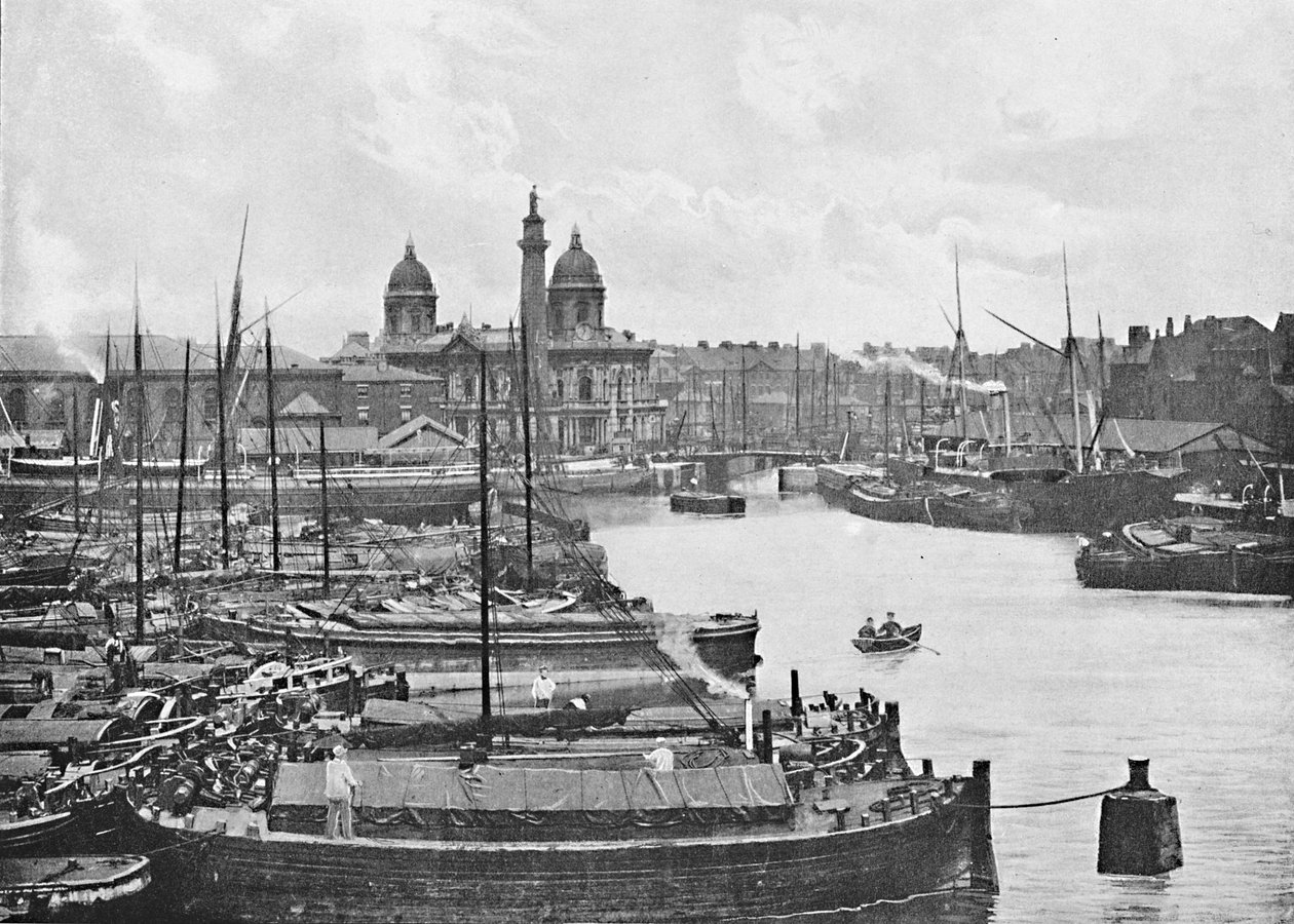Skrog, fra havnen, c1896 af Poulton and Co