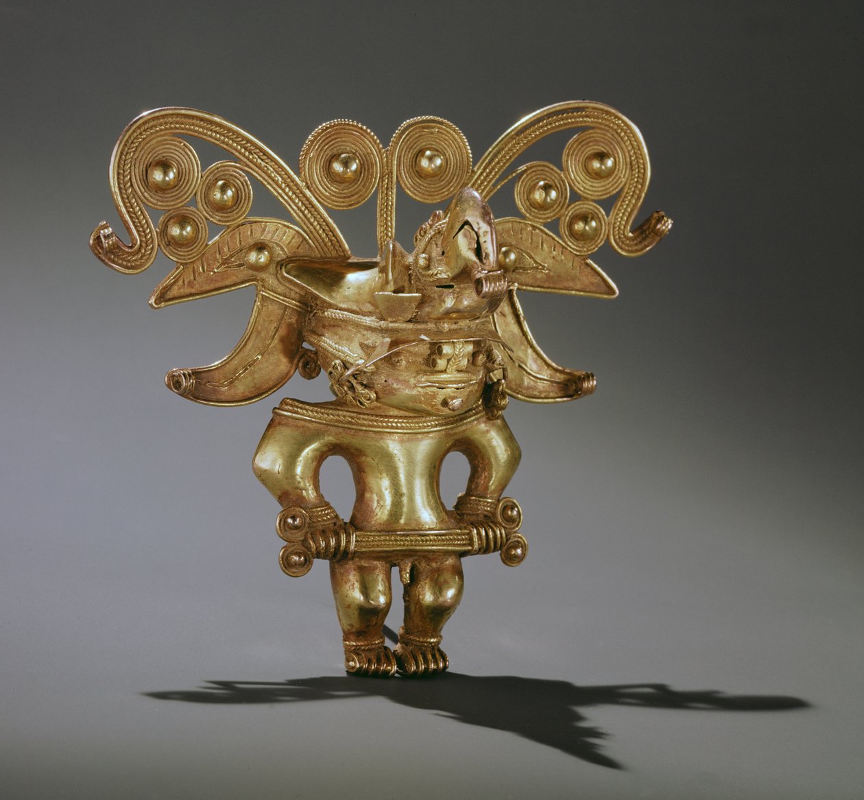 Tairona kriger figur vedhæng (guld) af Pre Columbian