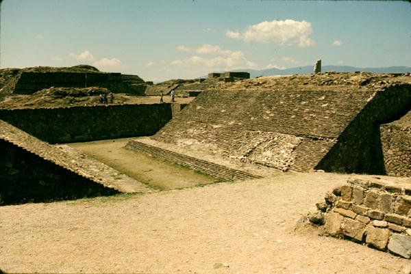 Udsigt over boldbanen af Pre Columbian Pre Columbian