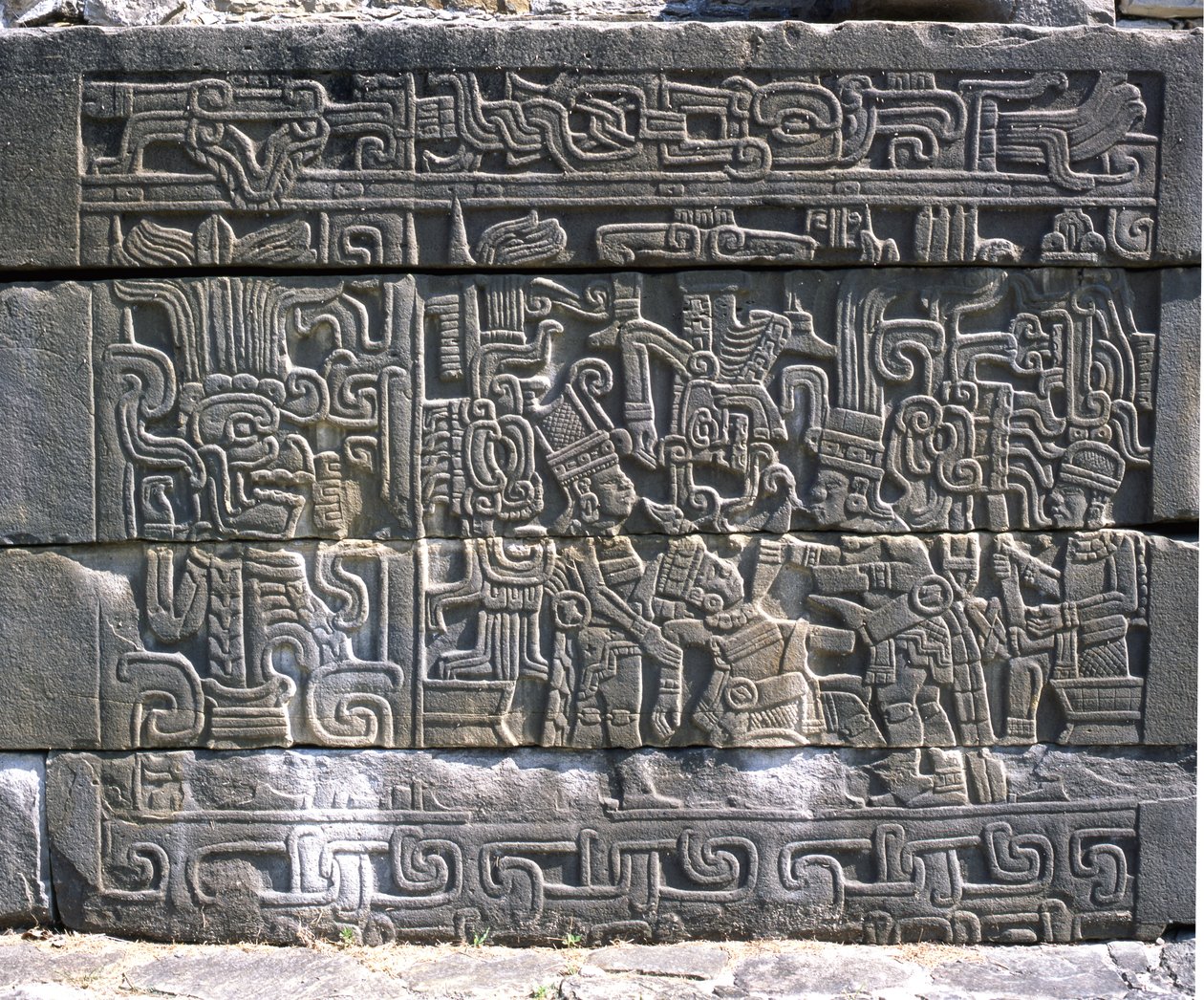 Nordøst-relief, Nordmur, Sydboldbane, Senklassisk periode af Pre Columbian