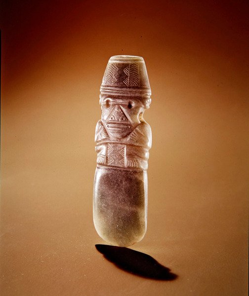 Kelt med krøbende figur, fra Guacimo, Linea Vieja-området (gennemskinnelig blå-grøn jade) af Pre Columbian Pre Columbian