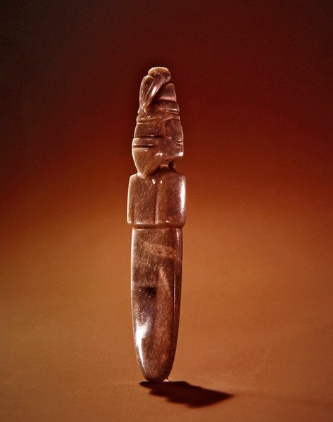 Fuglekelt med spids top, fra Guacimo, Linea Vieja-området (gennemskinnelig blå-grøn plettet jade) af Pre Columbian Pre Columbian