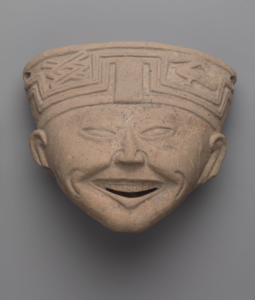 Leder af en grinende mand, Totonac (keramik) af Pre Columbian