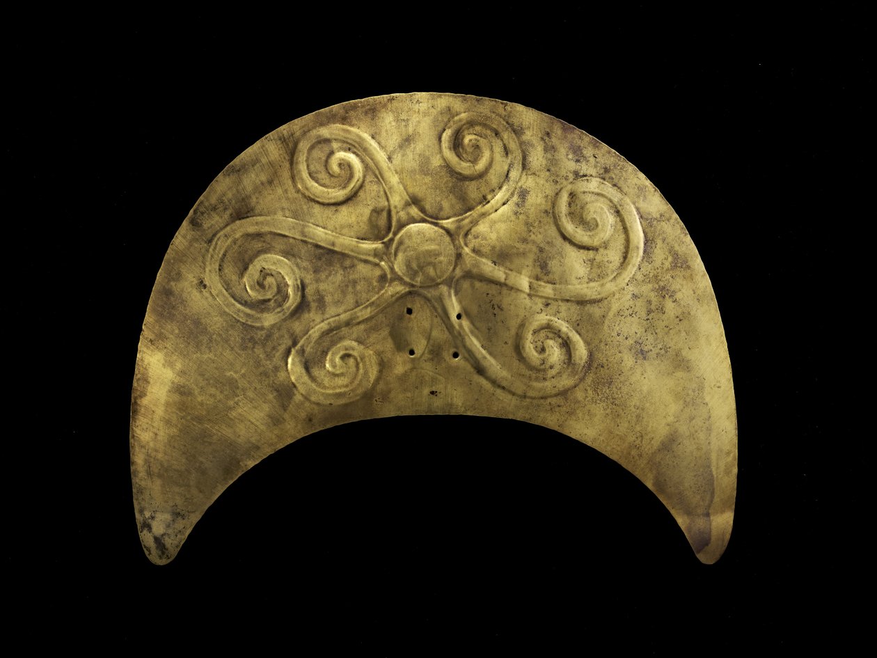 Hovedbeklædning Ornament med Sol, Moche af Pre Columbian Pre Columbian