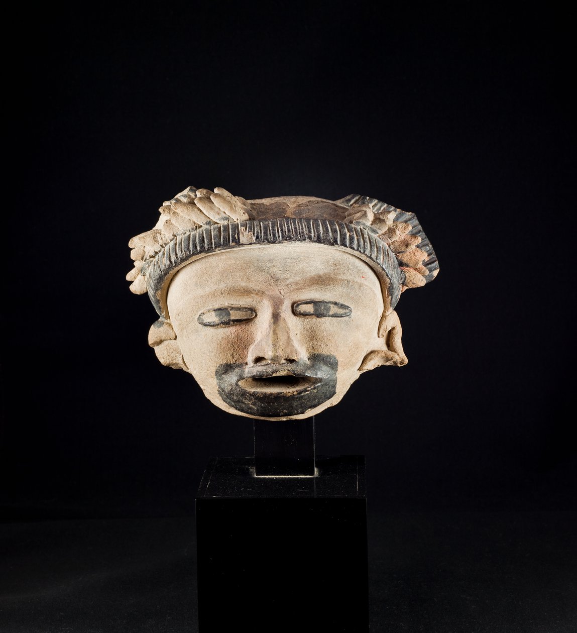 Hovedstatuette / Mexico, Totanaque-kulturen (terrakotta) af Precolombian Precolombian