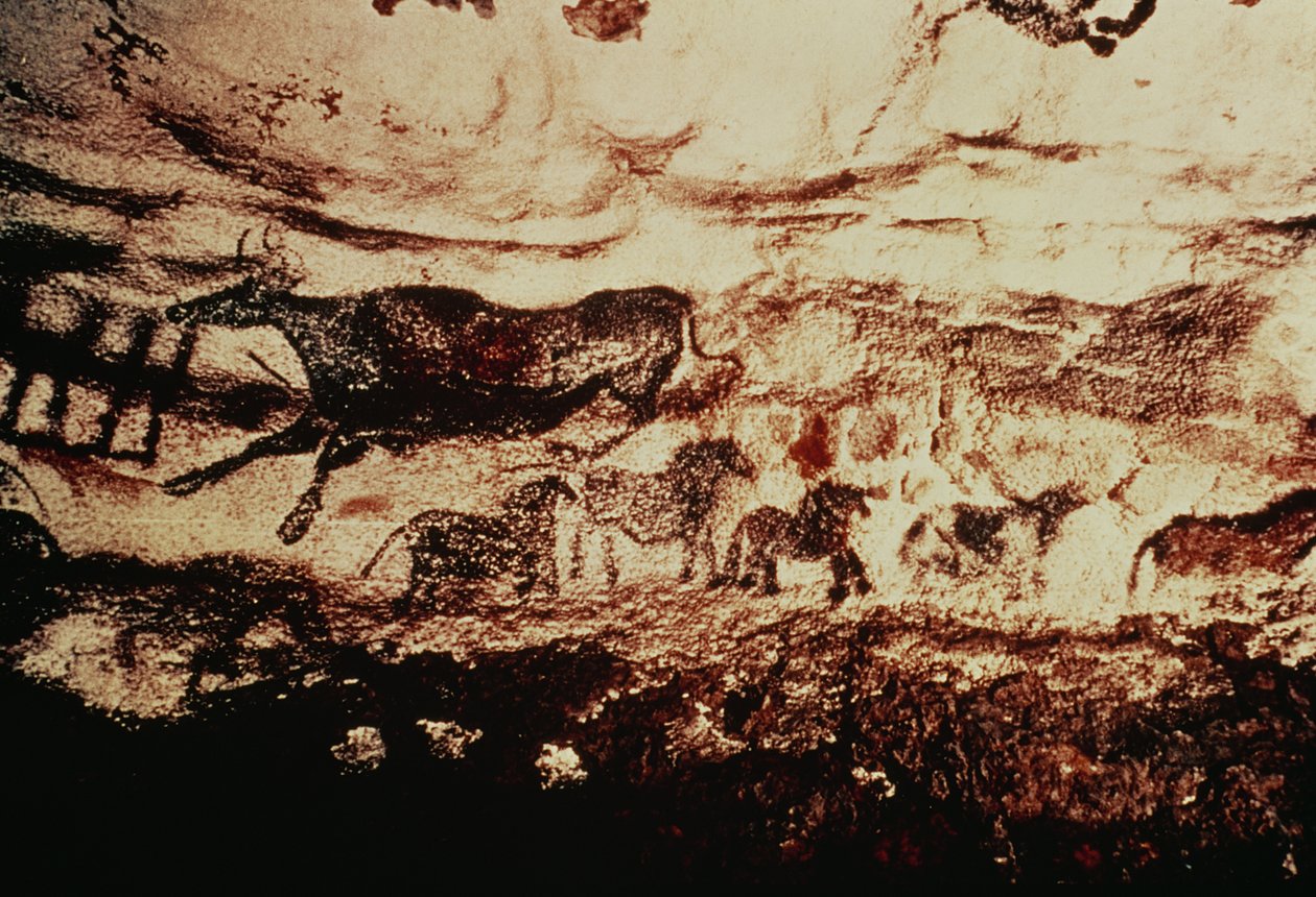 Klippemaleri af en springende ko og en frise af små heste, ca. 17000 f.Kr. (hulemaleri) af Prehistoric