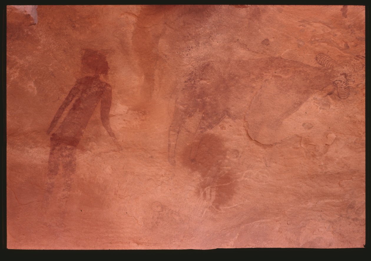 Menneskelig figur og en tyr (klippemaleri) af Prehistoric