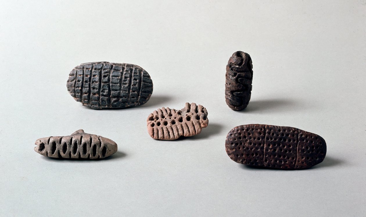 Forhistorie: forskellige pintaderas (sæler) af neolitisk terracotta fra Caverna Delle Arene til Candide (Ligurien). Pegli, Villa Pallavicini-museet af Prehistoric Prehistoric
