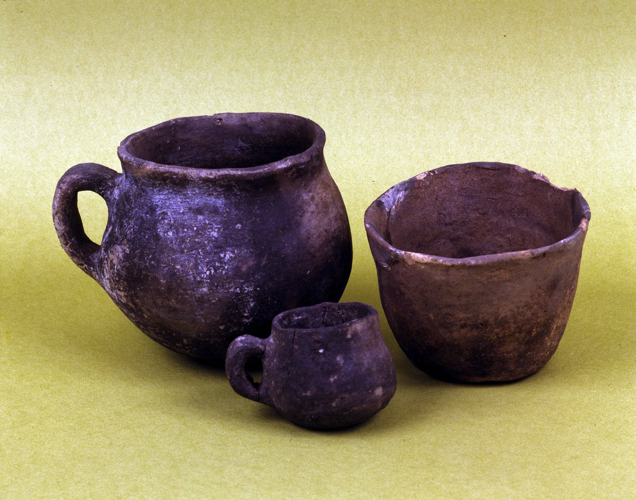 Vase og kar fra Hunseanernes befolkning i Lagozza (3100 f.Kr. - 2200 f.Kr.) i Norditalien. Neolitisk periode. af Prehistoric Prehistoric