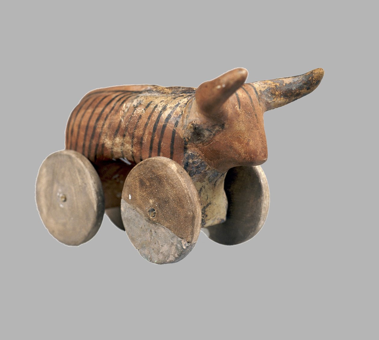 Zoomorfisk statuette med hjul, 3950-3500 f.Kr af Prehistoric Russian Culture