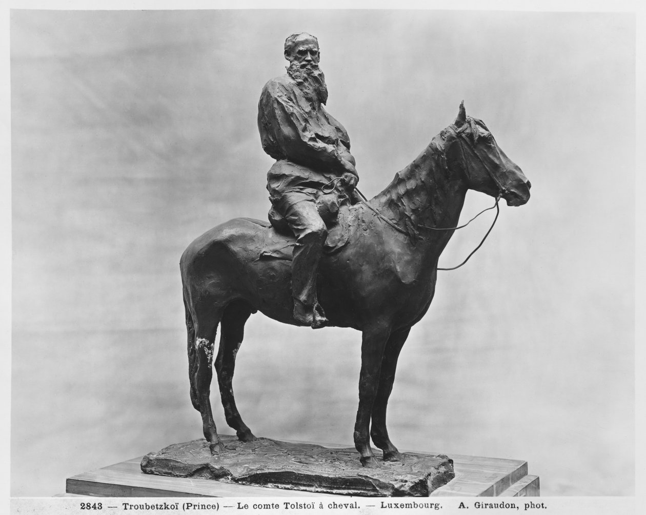 Leo Tolstoy rider Delire (bronze) af Prince Paul Petrovic Troubetzkoy