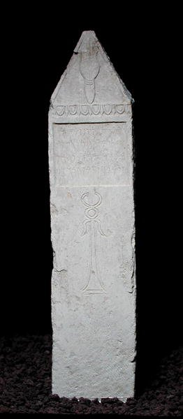 Votiv stela med en caduceus, fra Karthago, 3.-2. århundrede f.Kr. (kalksten) af Punic Punic