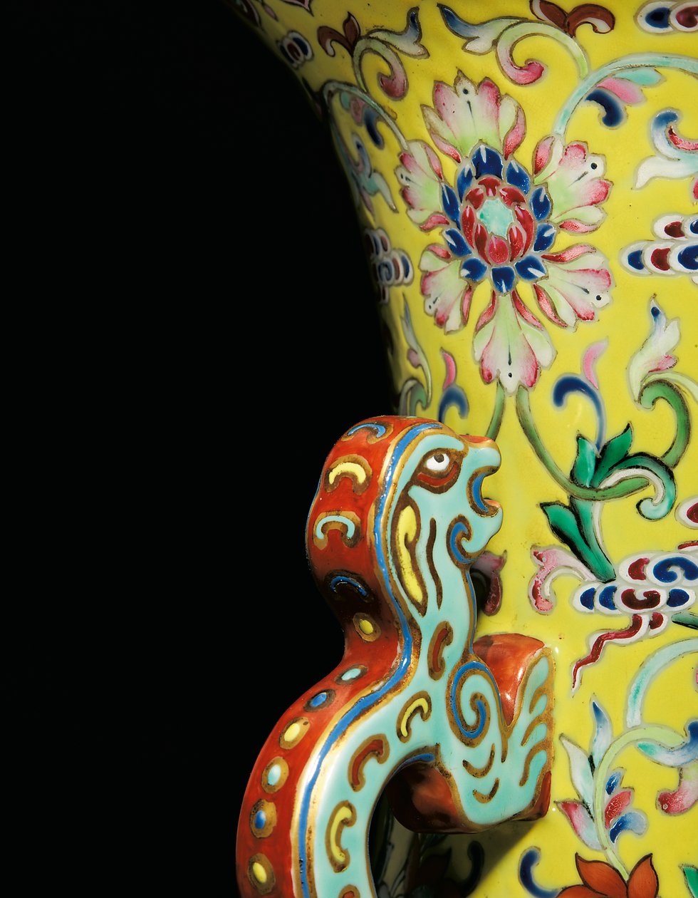 Detalje fra en af et par Imperial Famille Rose vaser (keramik) af Qing Dynasty   Jiaqing Period Chinese School