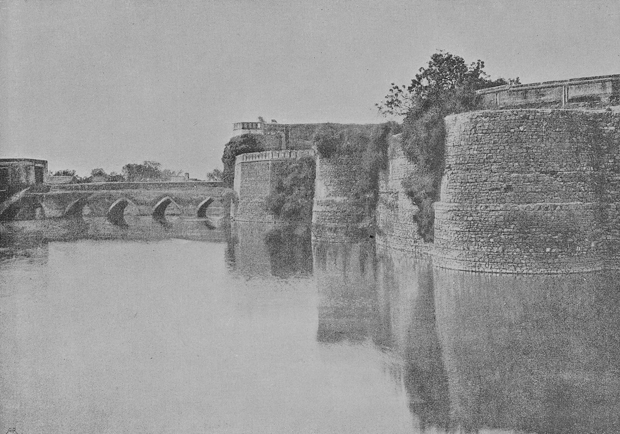 Fortet omgivet af kanalen, Bharatpur af Raja Deen Dayal
