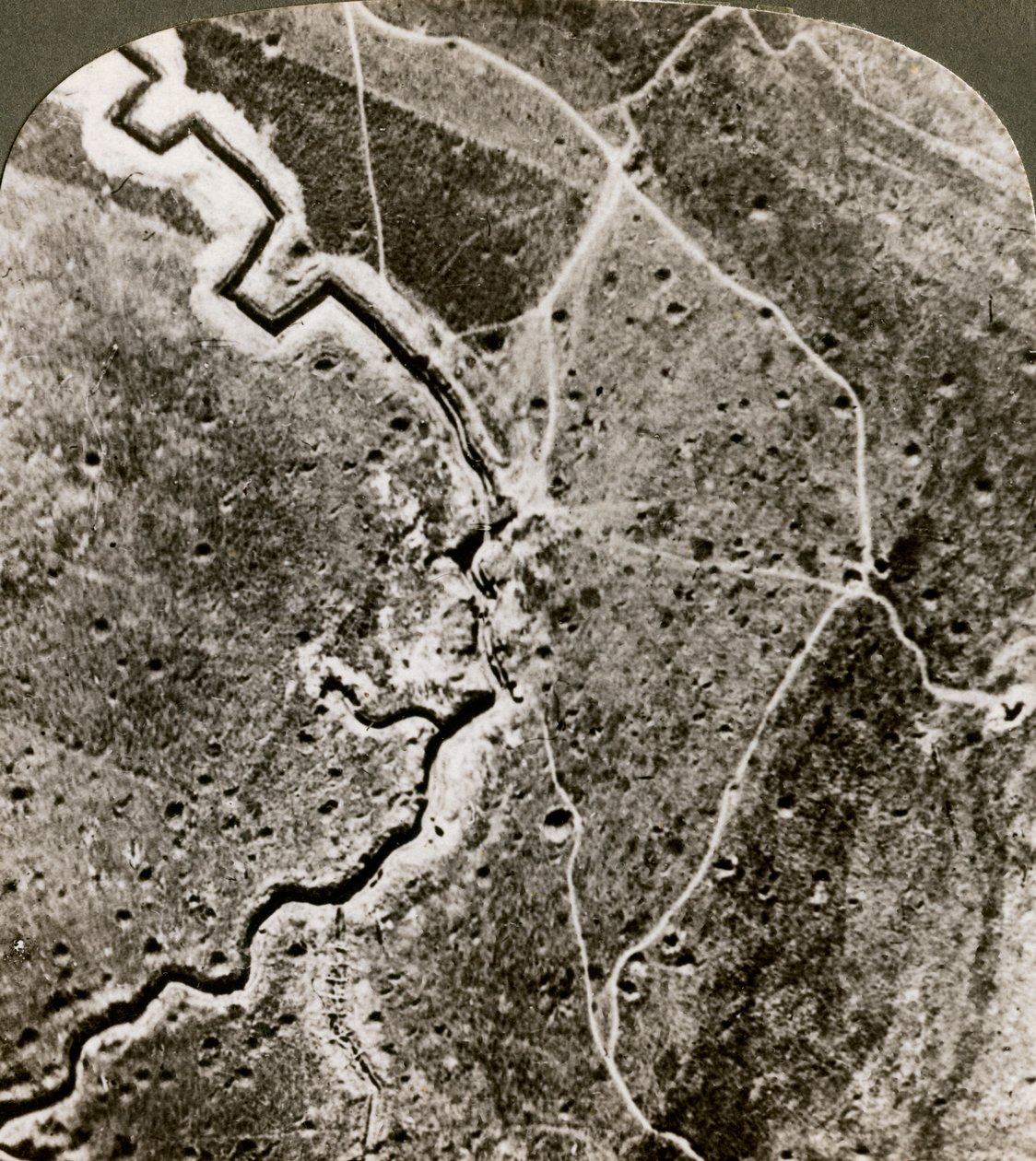 Luftfoto af de tyske linjer, Første Verdenskrig, 1914-1918. af Realistic Travels Publishers