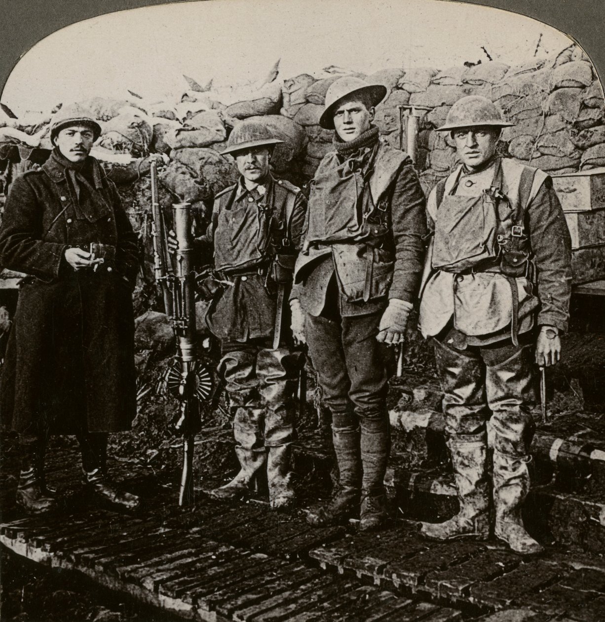Lewis maskingeværere, Hollebeke, Belgien, Første Verdenskrig, 1914-1918. af Realistic Travels Publishers