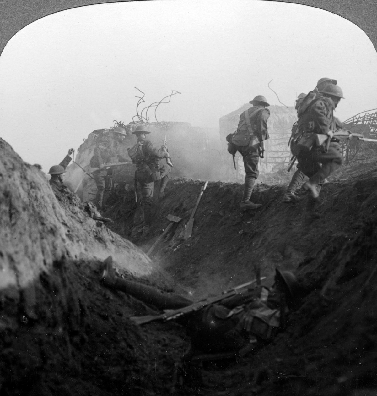 Skyttegravekrig på Hindenburg-linjen, Bellicourt, Frankrig, Første Verdenskrig, 1917-1918. af Realistic Travels Publishers