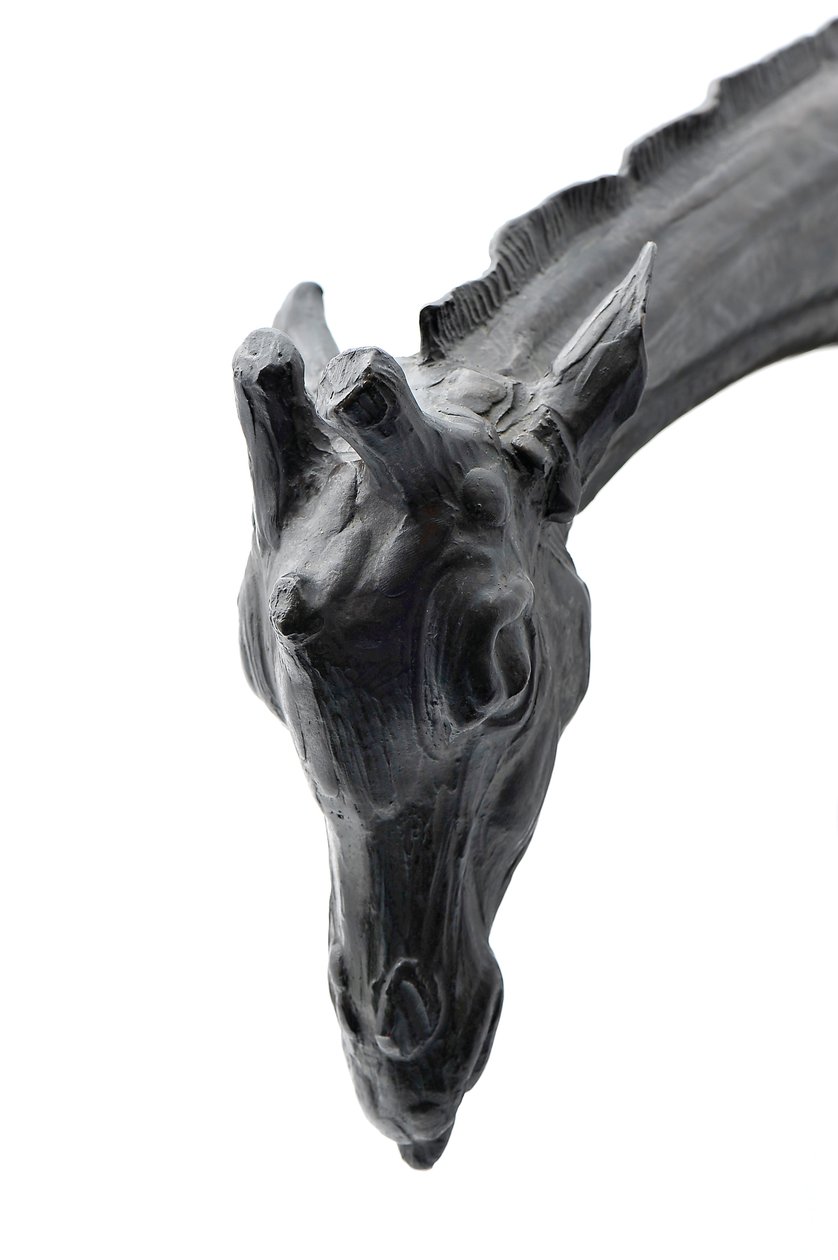 Stor giraf med sænket hoved, modelleret 1909-10, støbt før 1913 (bronze) (se også 3084917-43) af Rembrandt Bugatti
