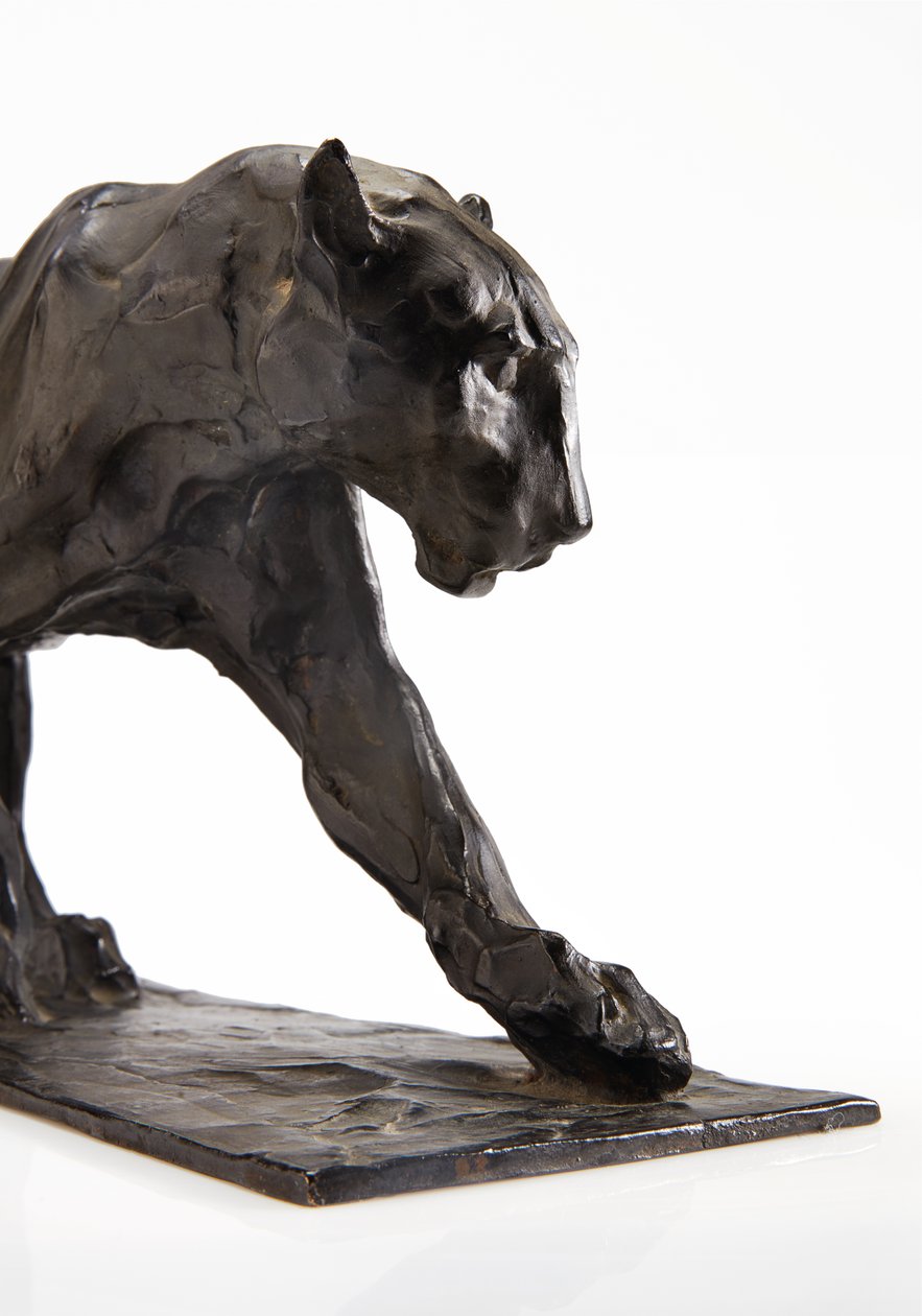 Panther walking, bagben hævet, ca. 1904 (patineret bronze) af Rembrandt Bugatti