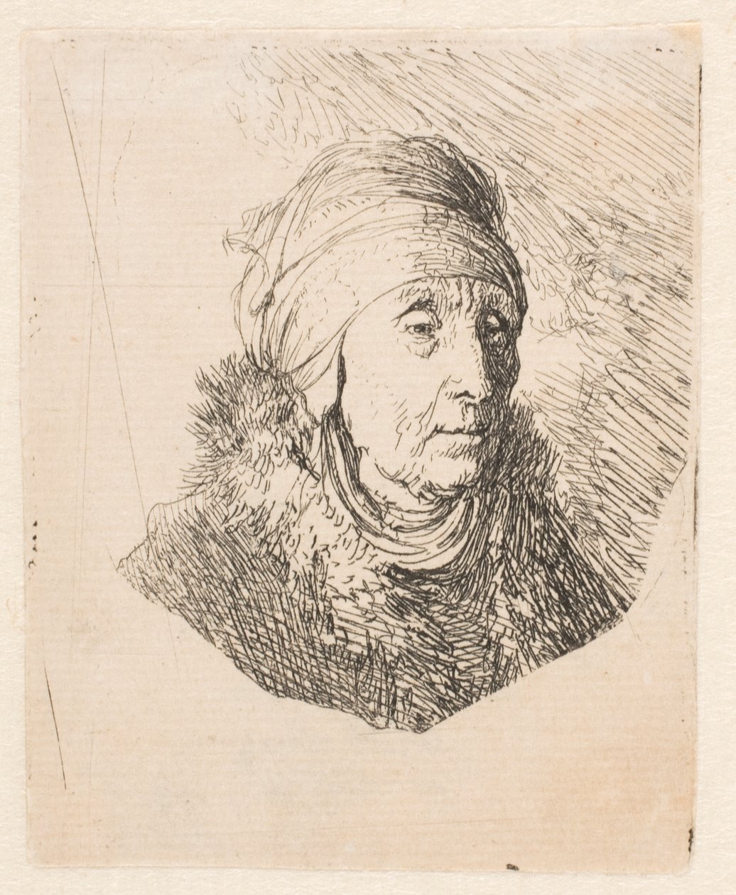 Buste af en ældre kvinde med en høj hovedbeklædning, der er bundet fast omkring hagen af Rembrandt van Rijn