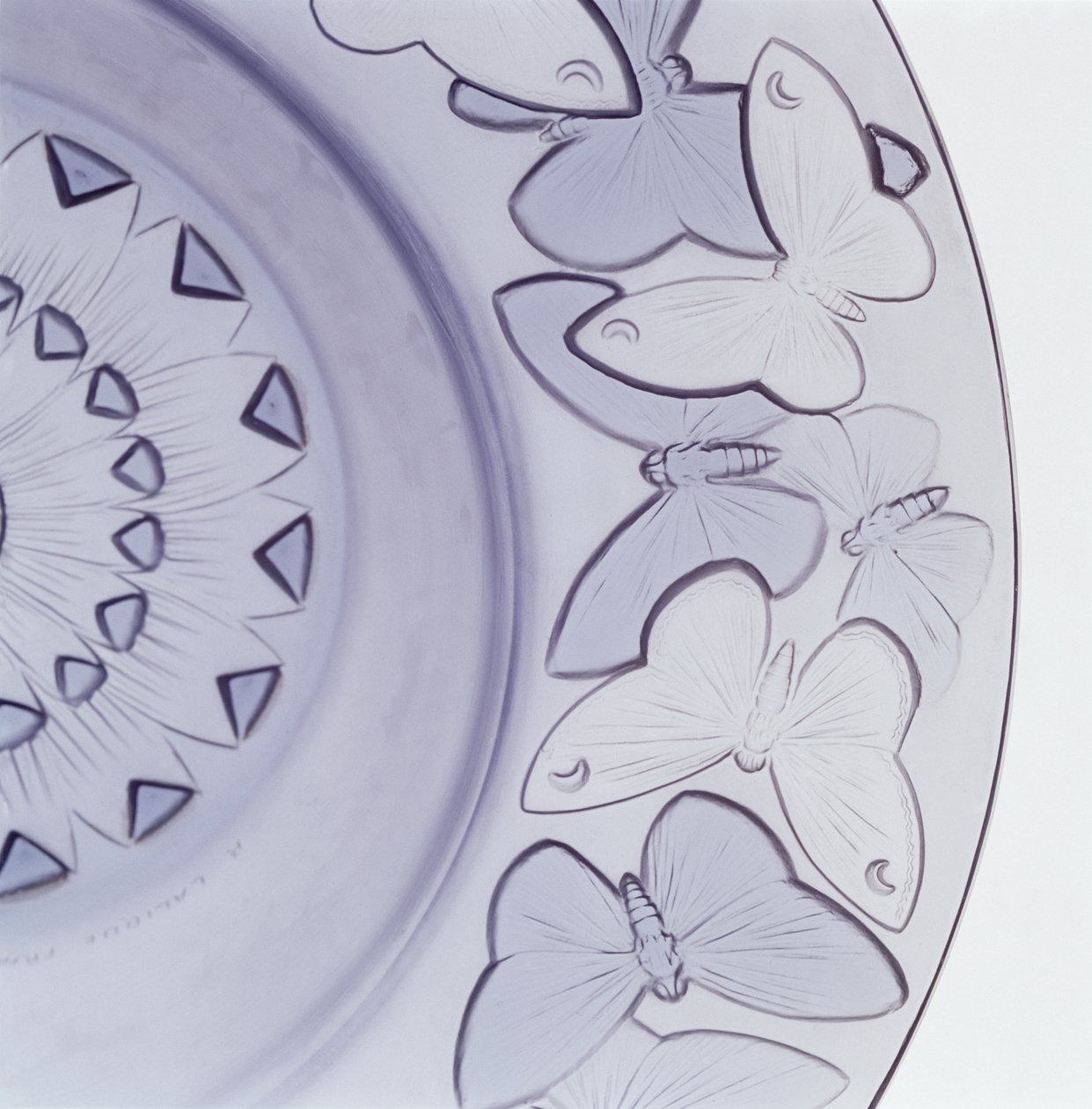 Detalje af Phalenes skål af Lalique, ca. 1902 af Rene Jules Lalique