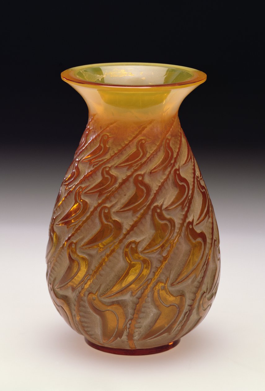 Ducks Vase, 1931 (hvid patina på butterscotch glas) af Rene Jules Lalique