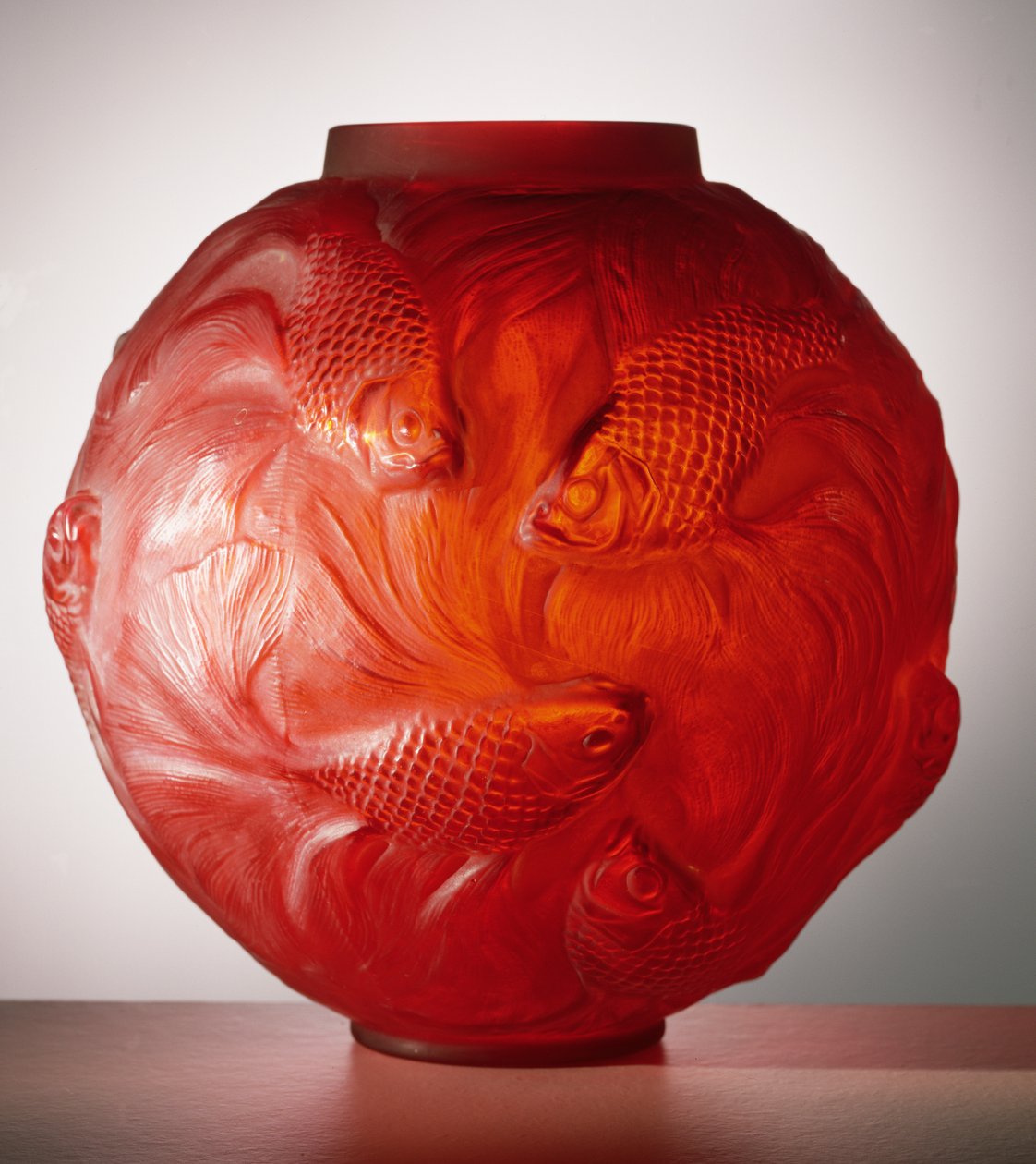 Formosa Vase, 1924 (rødt matteret glas) af Rene Jules Lalique