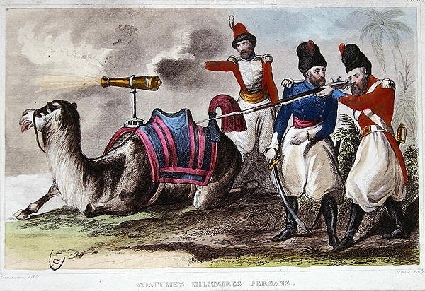 Persiske militærkostumer fra det nittende århundrede og en kamel med en kanon, ca. 1840 (farve litho) af Rene Demoraine