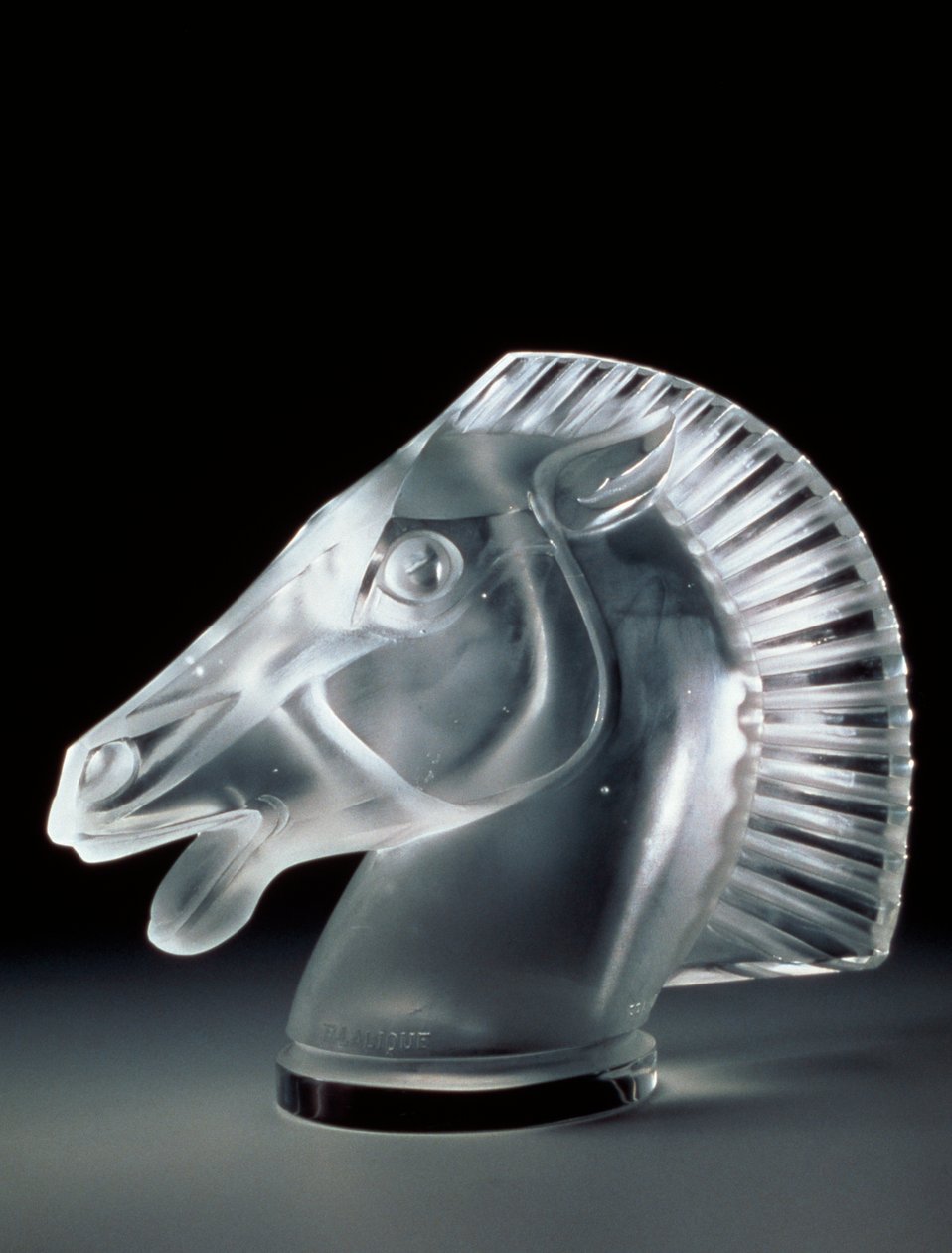 Longchamp kølerhætte af Rene Jules Lalique