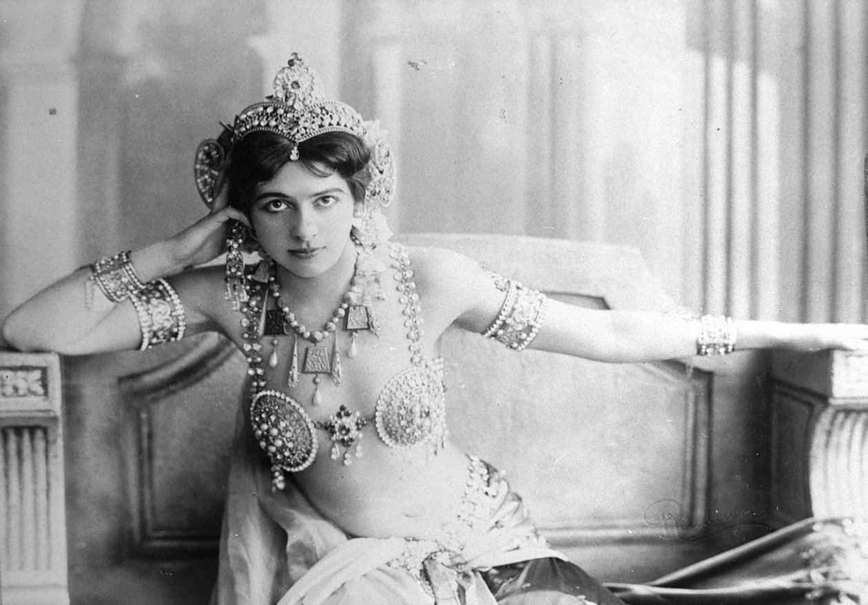 Mata Hari (1876-1917) 1905 af Reutlinger Studio