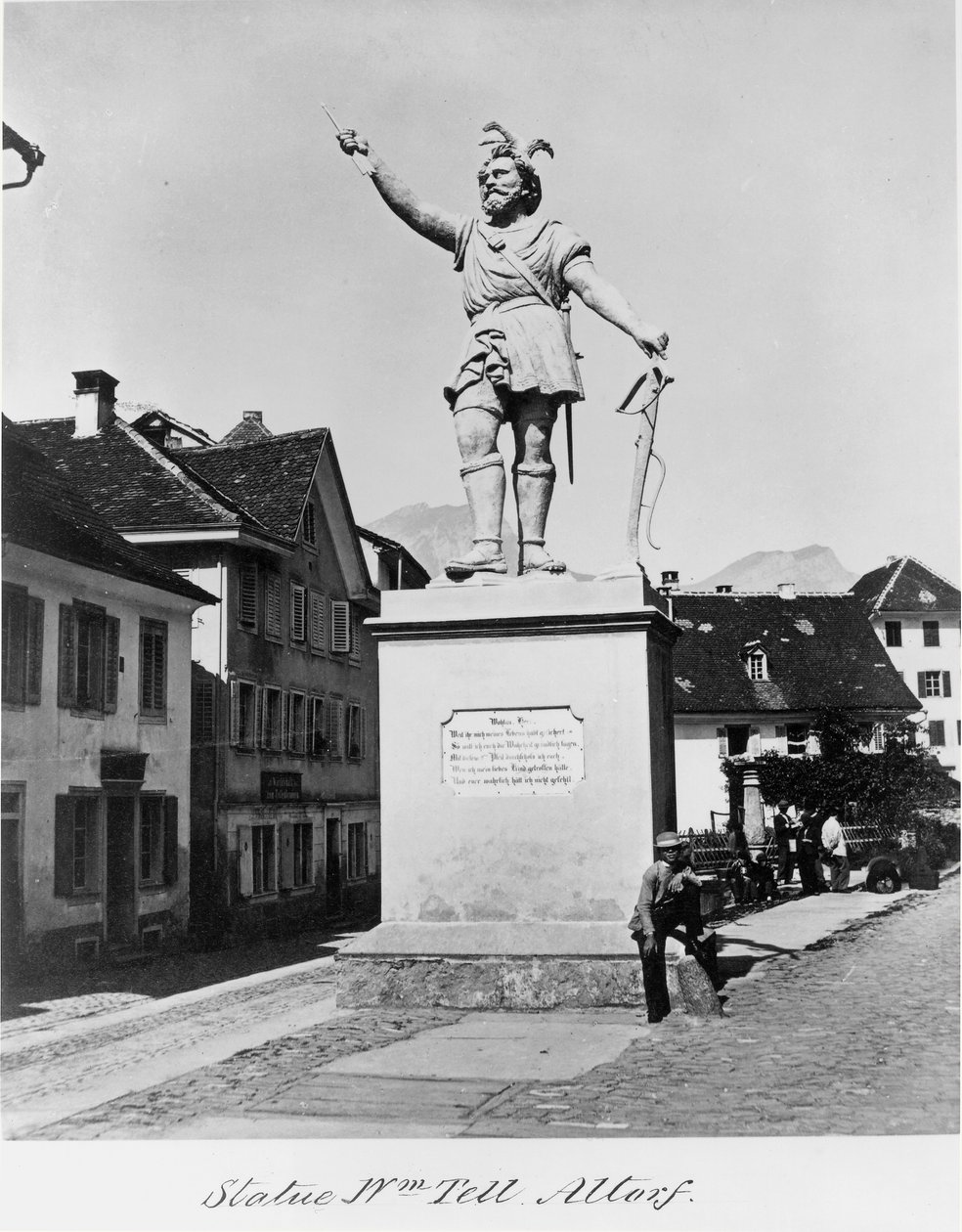 Statue af William Tell, ca. 1860-90 (albumin print) af Richard Kissling