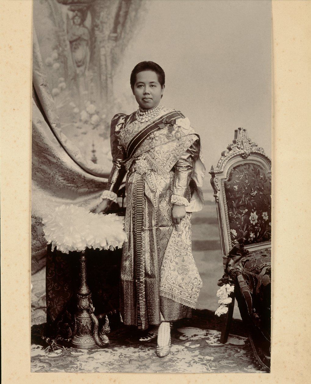 Dronning Saovabha Bongsri, 1890 af Robert Lenz