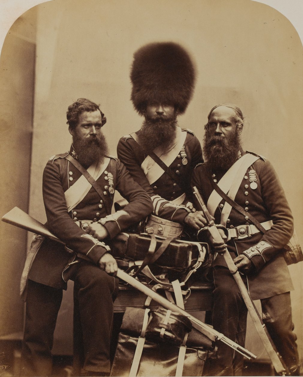 Nunn, Potter og Deal, Coldstream Guards af Robert Howlett