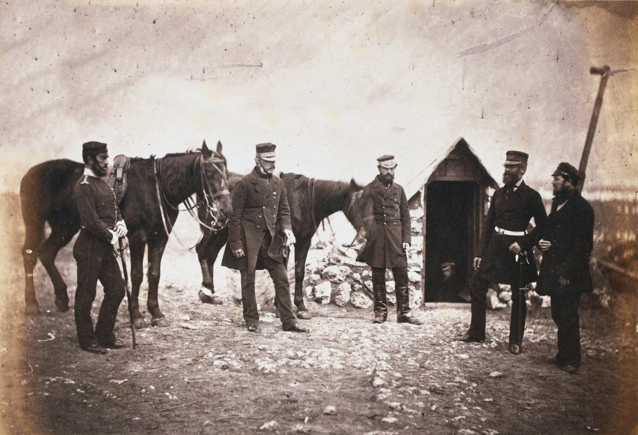 Generalmajor Robert Garrett og officerer fra hans stab fra et album med 52 fotografier forbundet med Krimkrigen af Roger Fenton