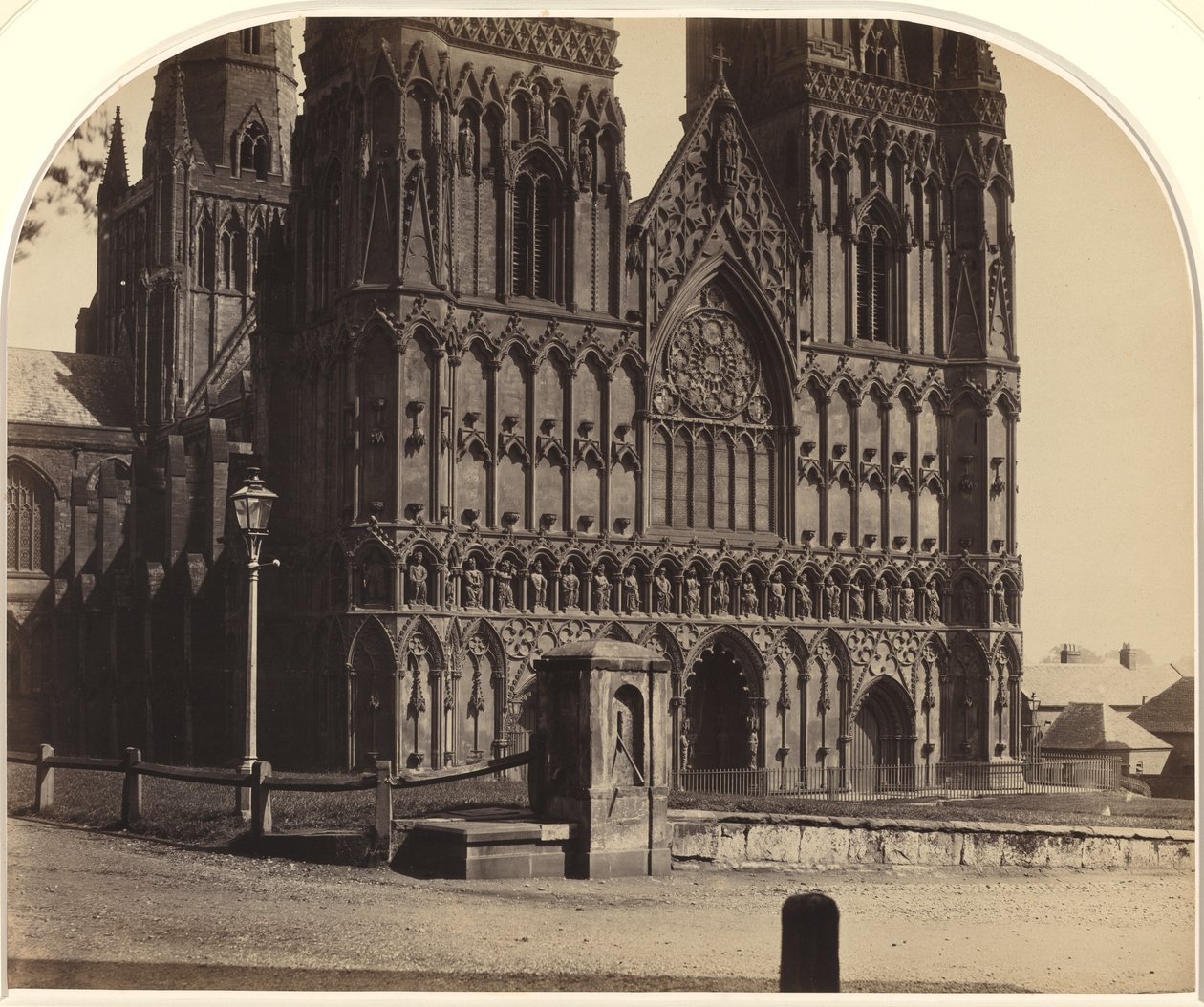 Lichfield Cathedral fra nordvest af Roger Fenton