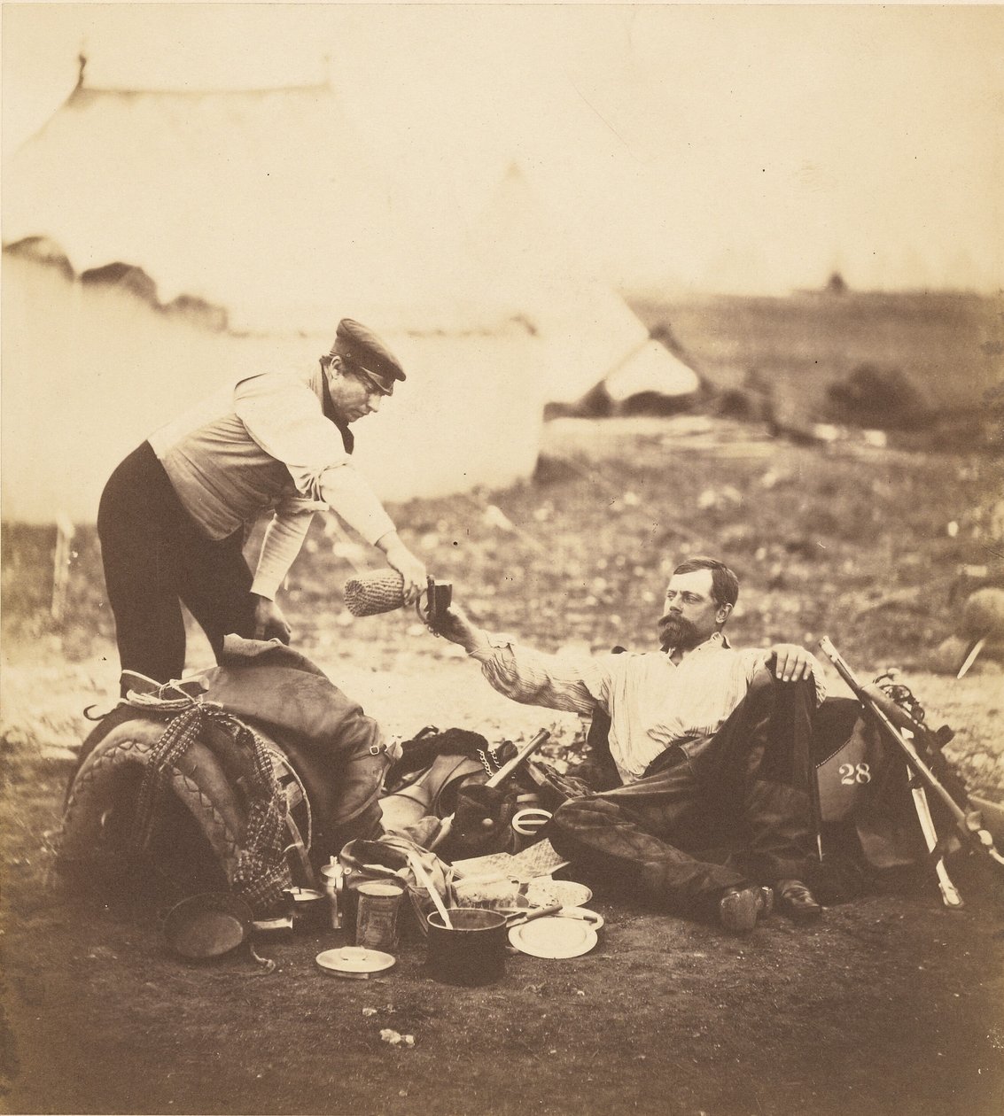 Oberstløjtnant Hallewell, hans arbejdsdag er forbi. af Roger Fenton