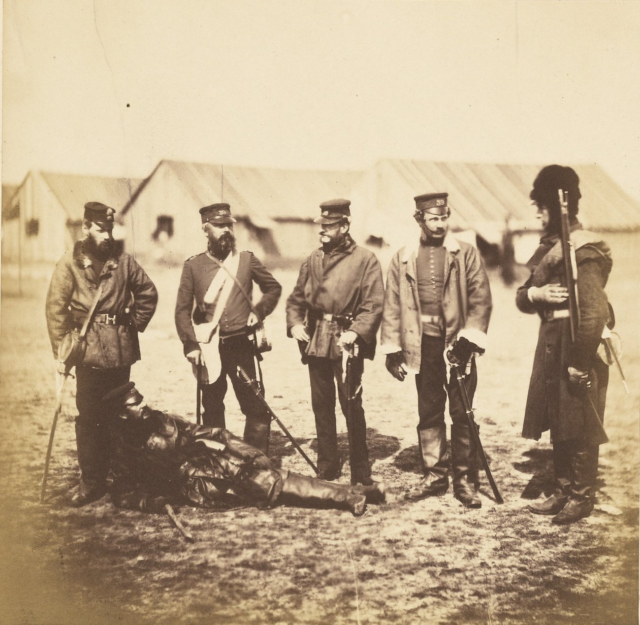 Oberstløjtnant Munro og officerer fra 39. regiment af Roger Fenton