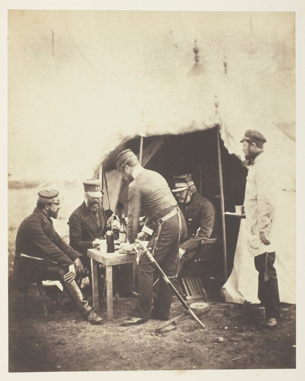 Generalmajor Garrett og officerer fra 46. regiment af Roger Fenton