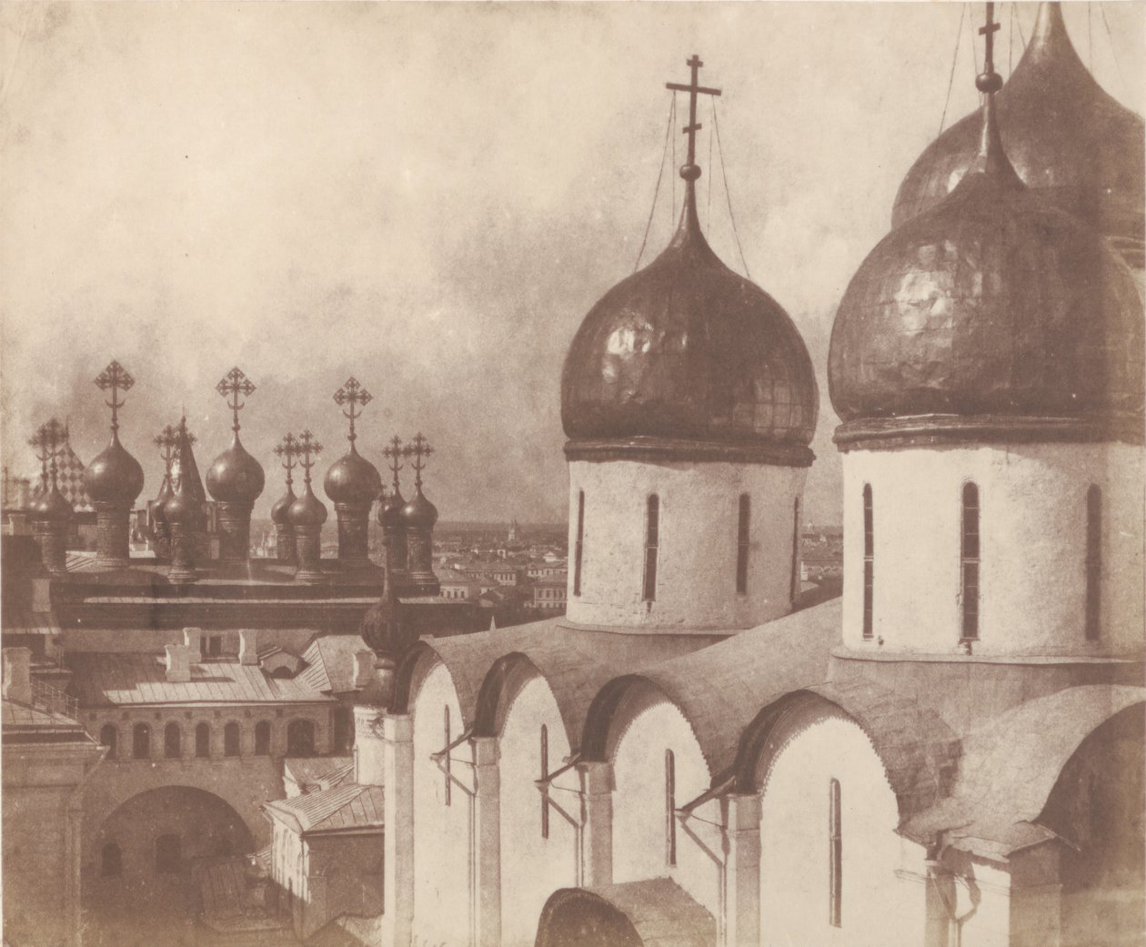 Moskva, kupler af kirker i Kreml, 1852. af Roger Fenton