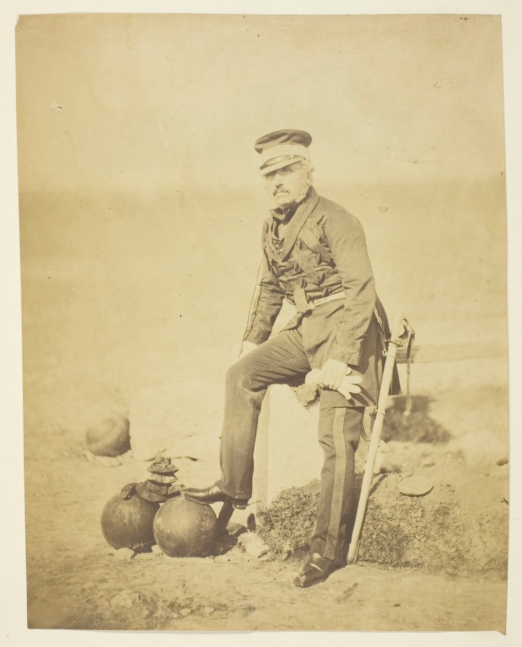 Sir Henry William Barnard (1799-1857), general, stabschef; Taget på Krim af Roger Fenton